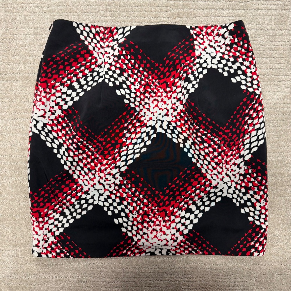 Worthington‎ Mini Skirt Red Black White Snake Print Geometric Wrap Front Size 14 - Picture 6 of 6